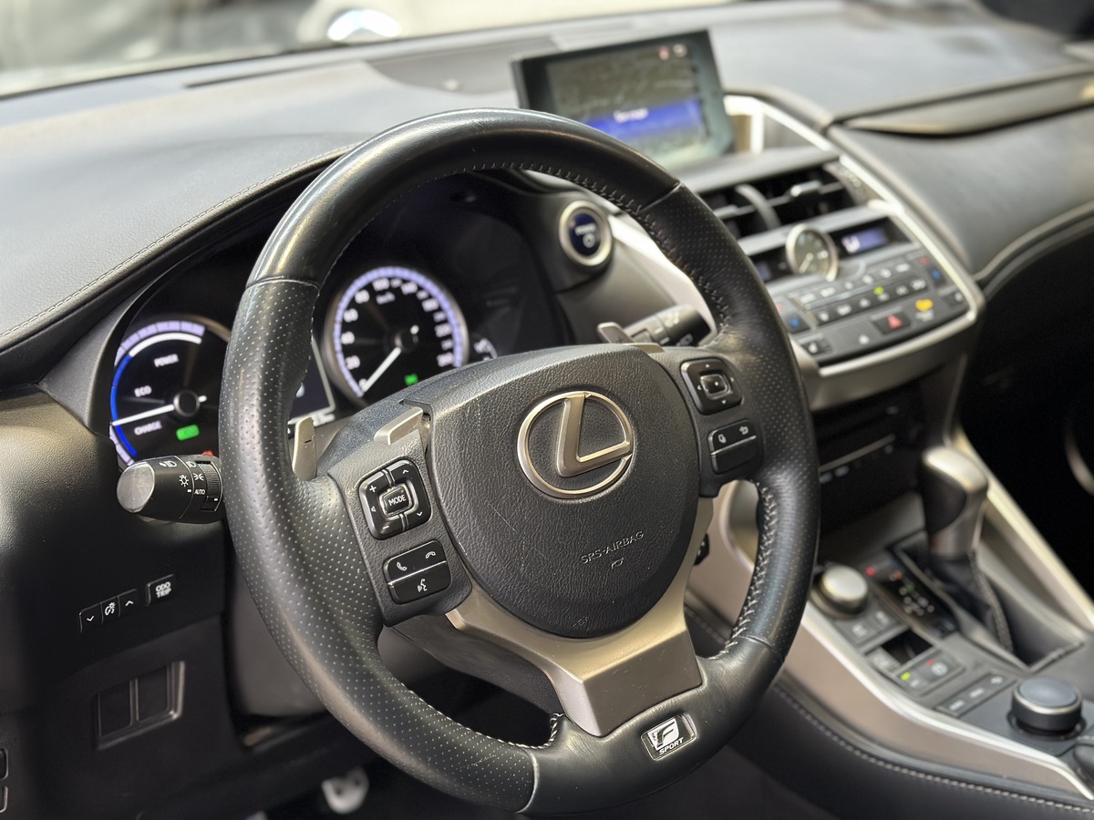 Lexus NX 300h 2.5 197 cv F SPORT Hybrid 4WD E-CVT 155 ch