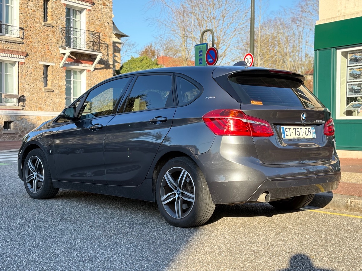 Bmw Série 2 Active (F45) Tourer 225xe 1.5 i 12V 225 Hybrid 4x4 136 cv Boîte auto