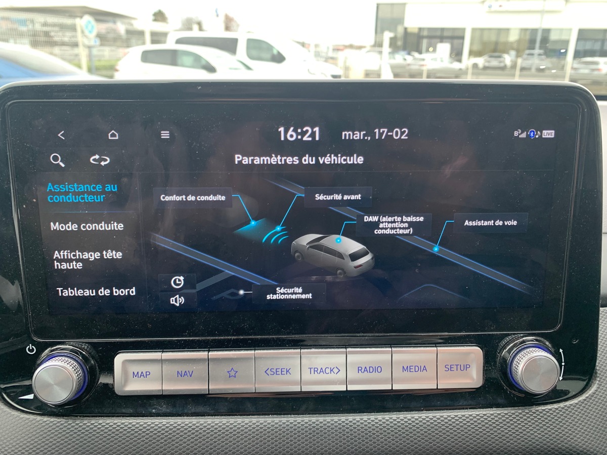 Hyundai Kona 136 | Creative | Caméra recul | Affichage tête haute | Assistance maintien trajectoire