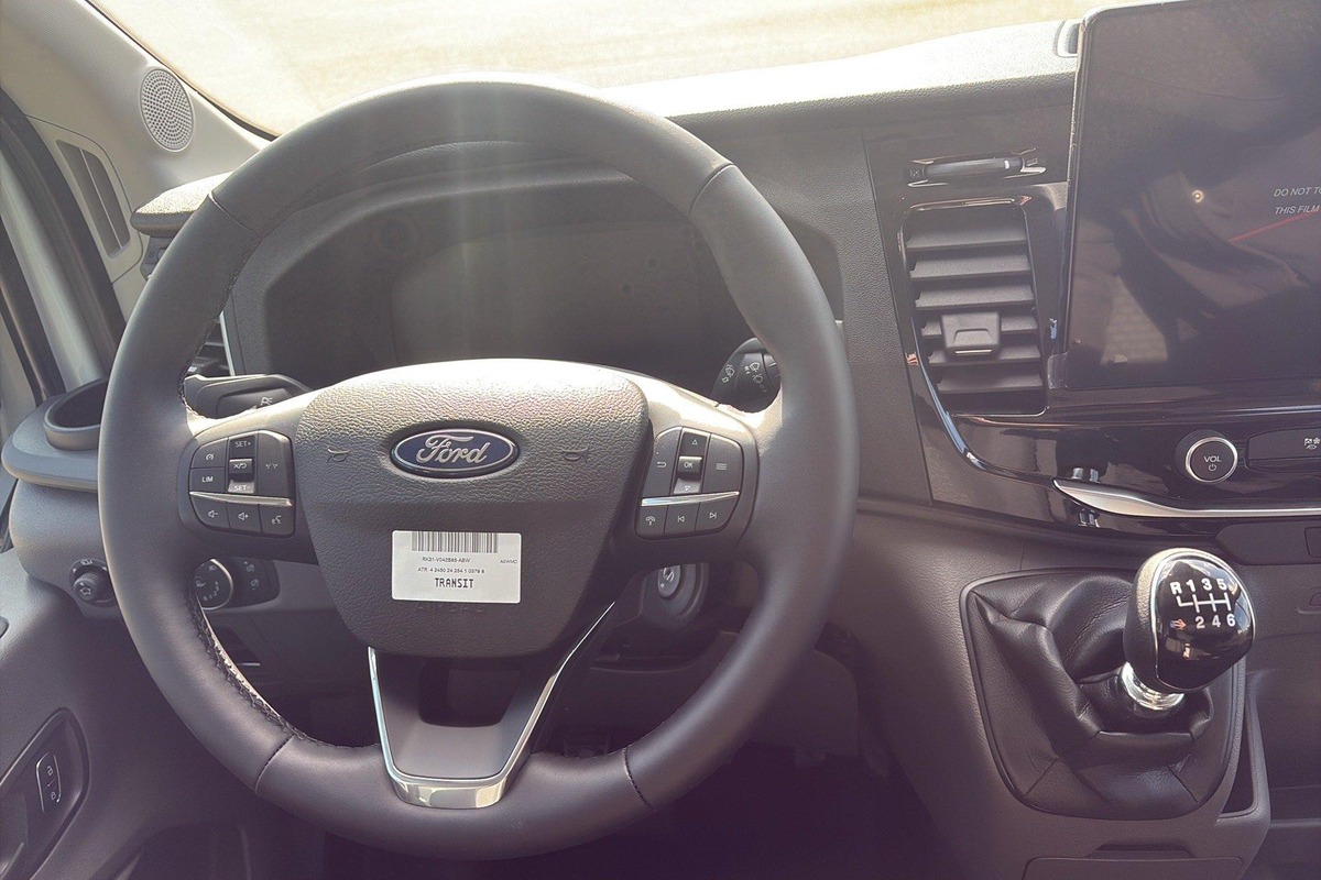 Ford TRANSIT Transit Fourgon T350 L3H2 2.0 ECOBLUE 130 S S TREND ( cles en mains )