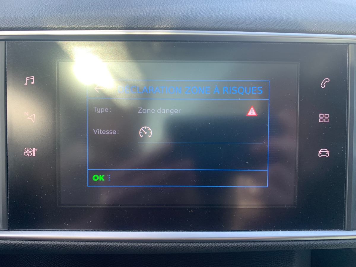 Peugeot 308 130 ch | GT Line | Toit panoramique | Apple car play | Avertisseur angles morts | Radars