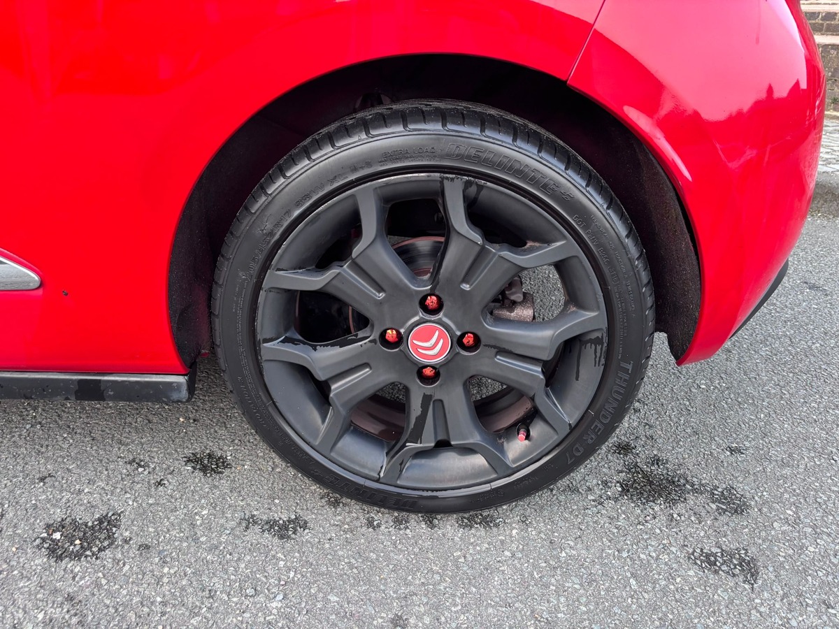 Citroën DS3 1.6 e-HDi 112 SportChic - Révisée - Garantie