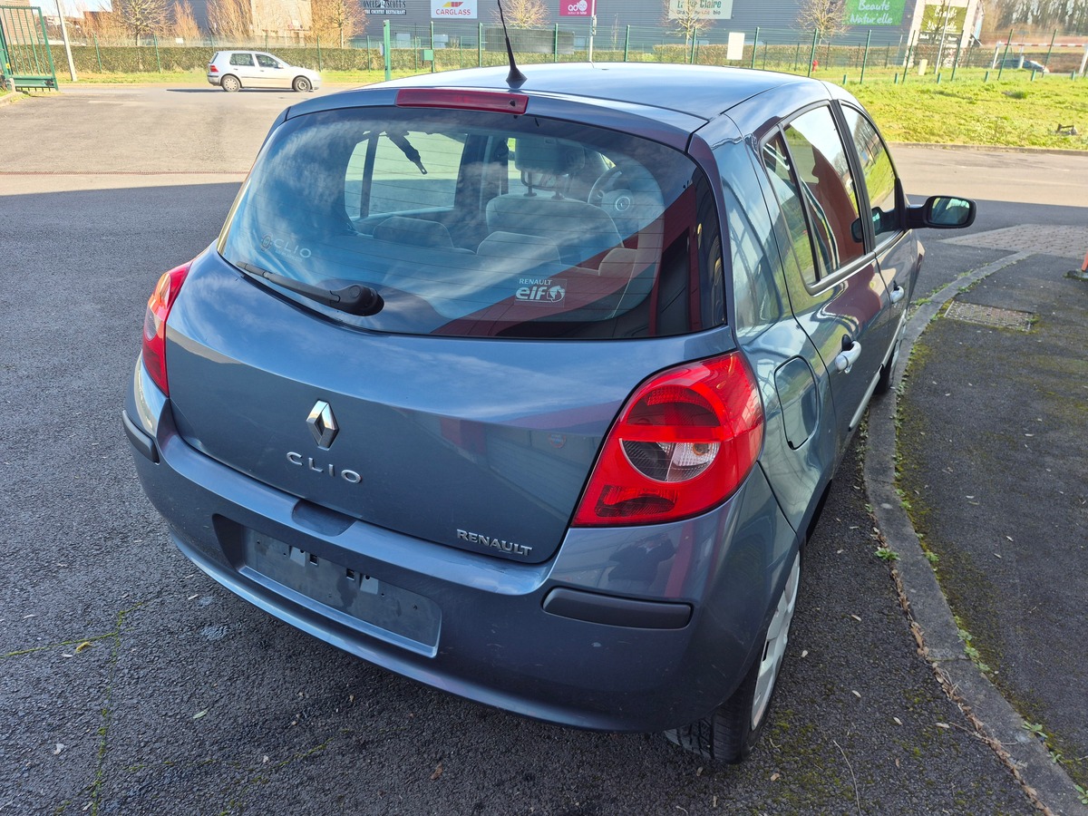 RENAULT Clio III PRIVILEGE BR1B