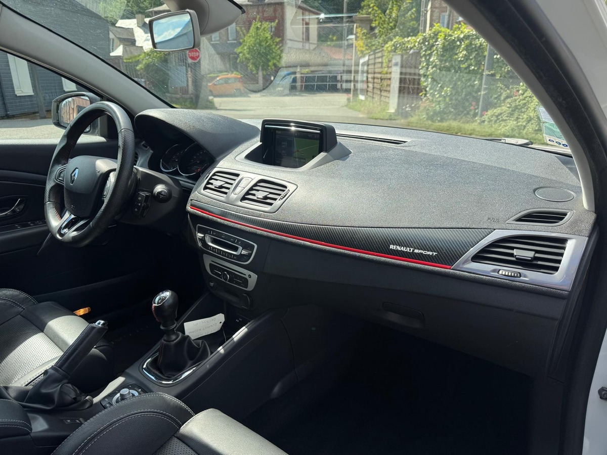 RENAULT Megane III Coupé 2.0 dCi 163 GT