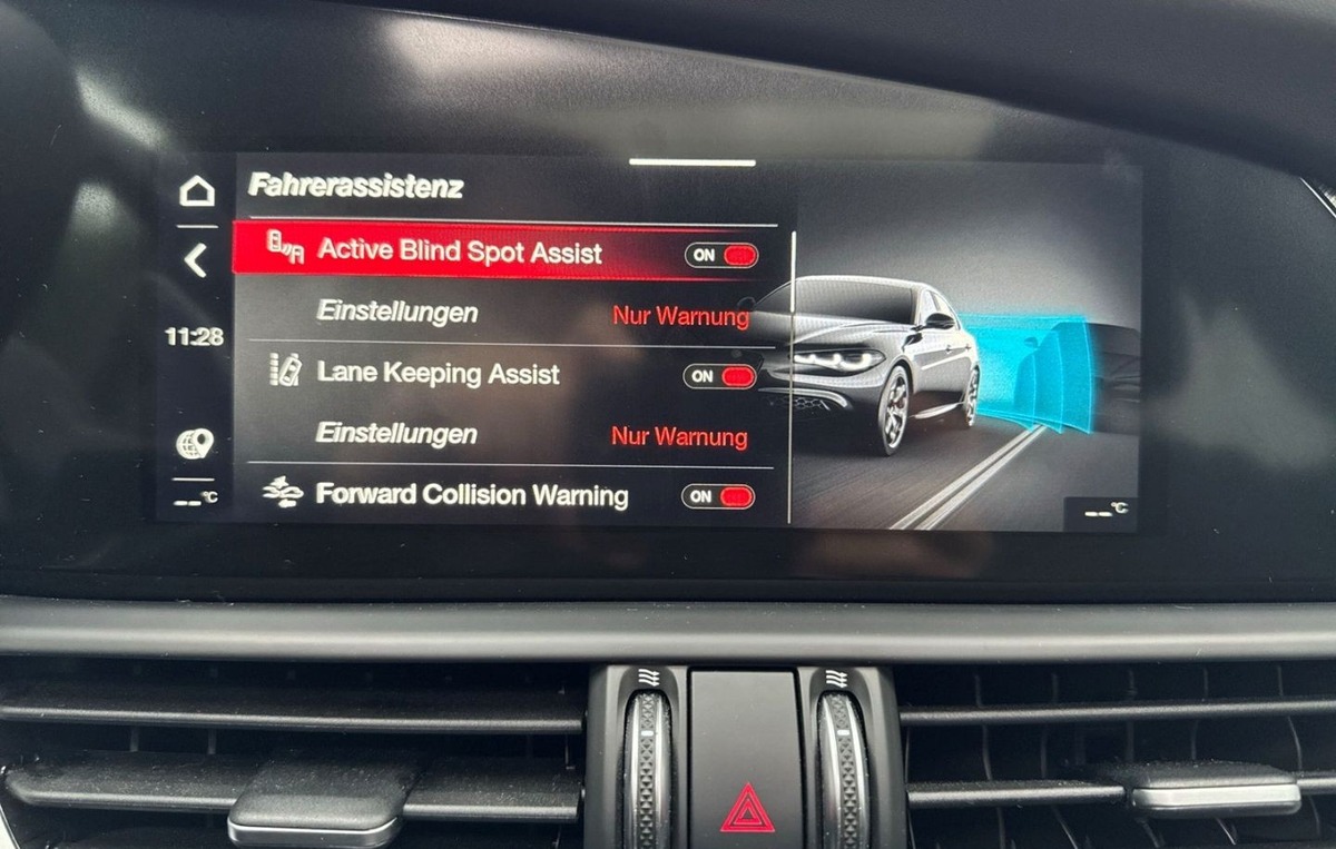 Alfa Romeo Giulia 2.2 Diesel 210ch Veloce Q4 AT8 Toit ouvrant Harman-Kardon