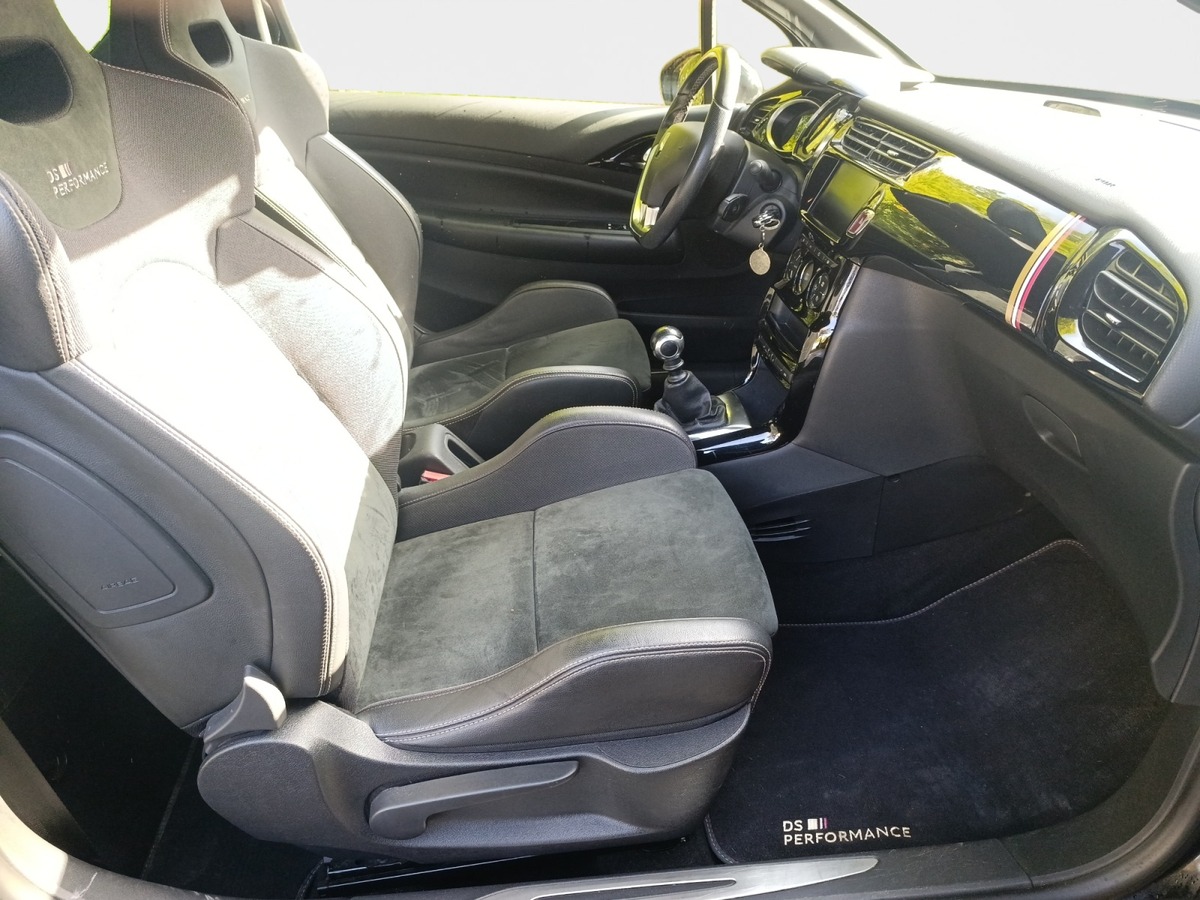 DS DS 3 THP 208 CV BVM6 PERFORMANCE