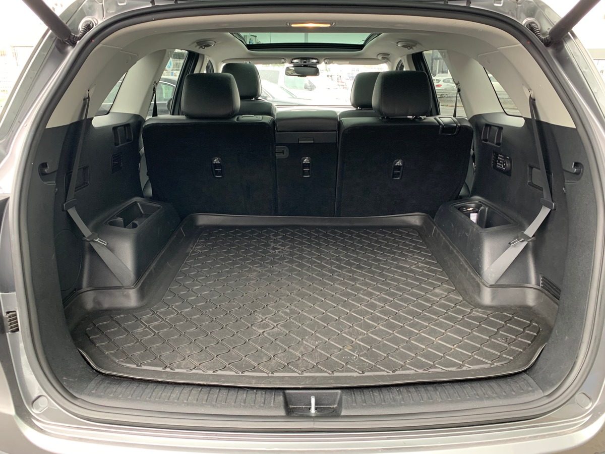 Kia Sorento 200 ch | Premium | 7 Places | AWD | Toit ouvrant panoramique | GPS | Régulateur vitesse