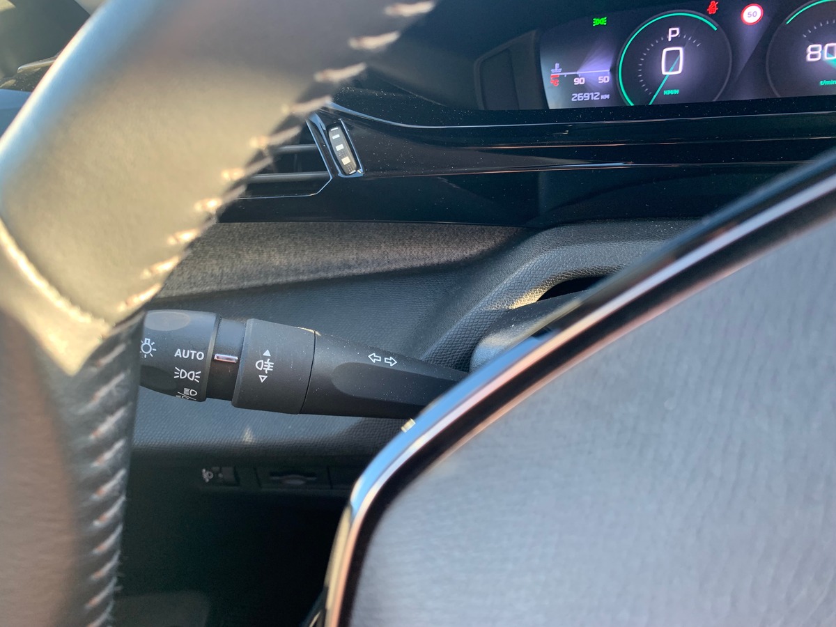 Peugeot 308 130 ch | Allure | Caméra de recul | GPS Cartographique | Régulateur de vitesse adaptatif