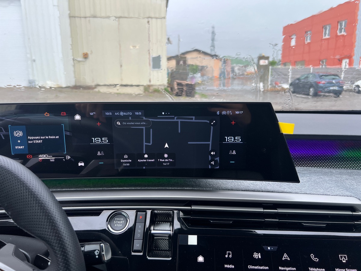 Peugeot 3008 GT HYBRID 136cv, CAMERA DE RECUL, GPS