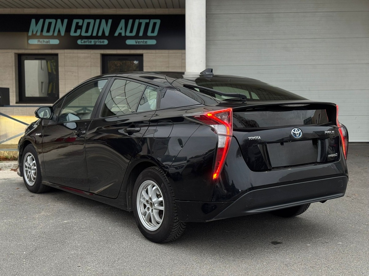 Toyota Prius IV Lounge 1.8 VVT-i 122 Hybrid