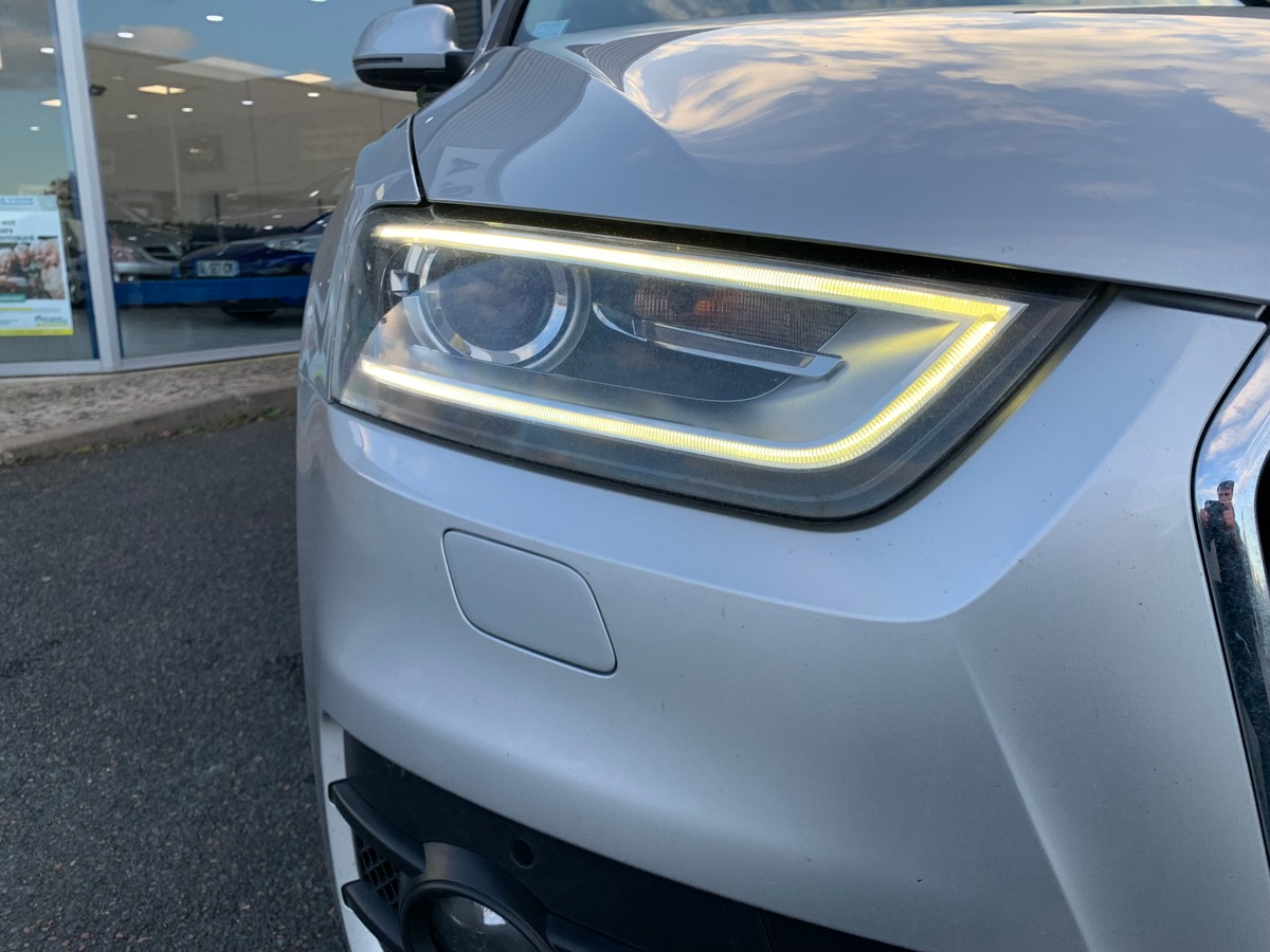 Audi Q3 177 | Sport design | Radar stationnement avant arriére | Régulateur vitesse | Attelage | Gps