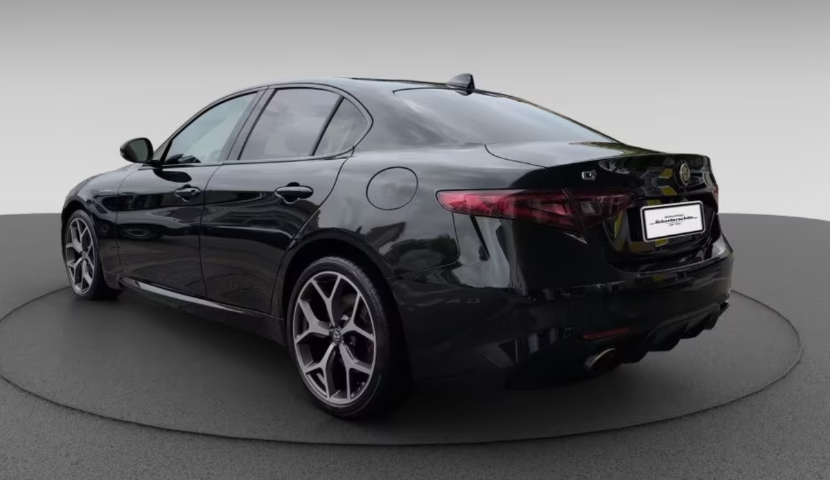 Alfa Romeo Giulia 2.0 TB 280ch Veloce Q4 AT8 CarPlay Caméra