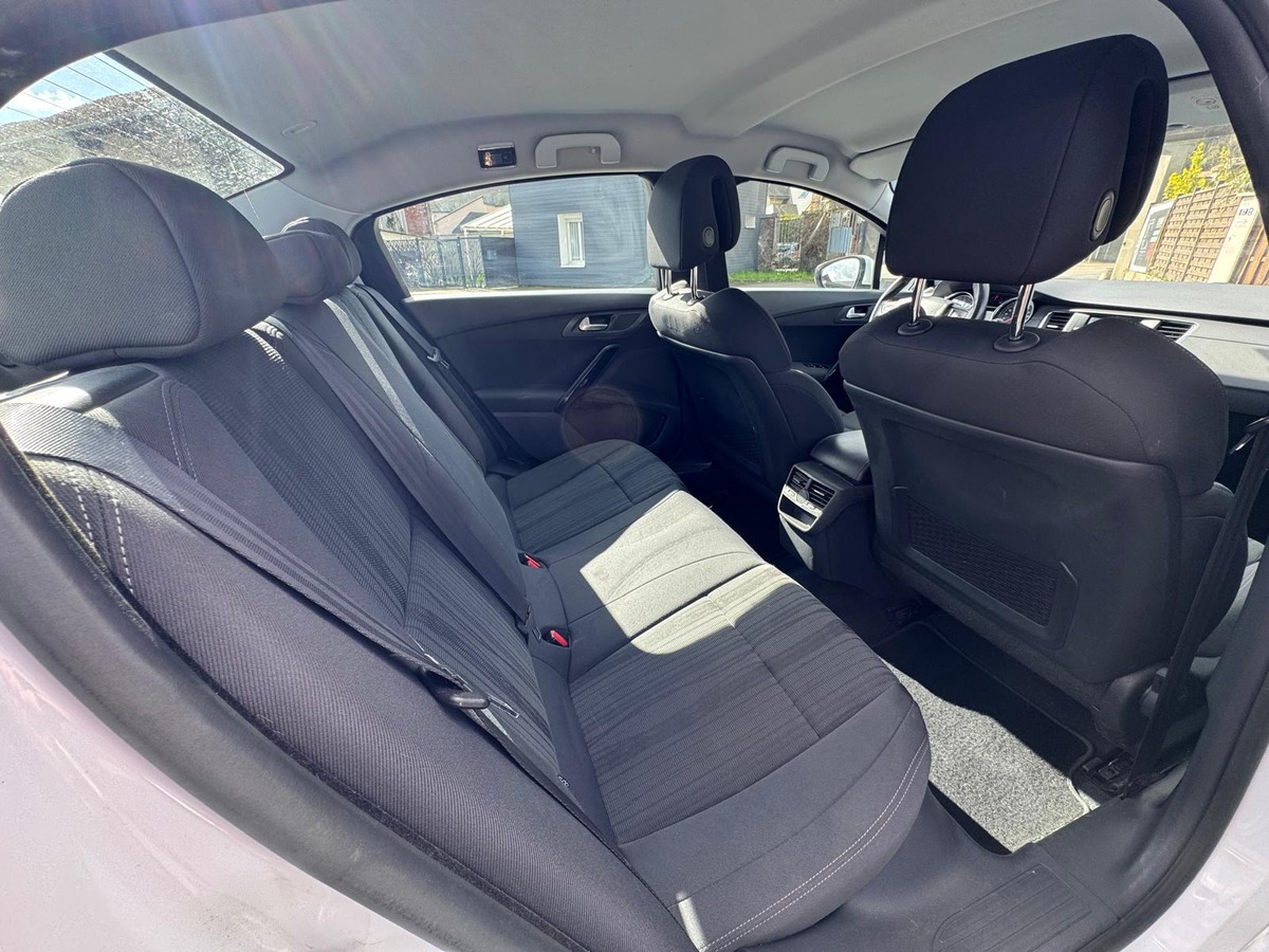 Peugeot 508 1.6 e-HDi 115 Access-Distribution neuve-Garantie