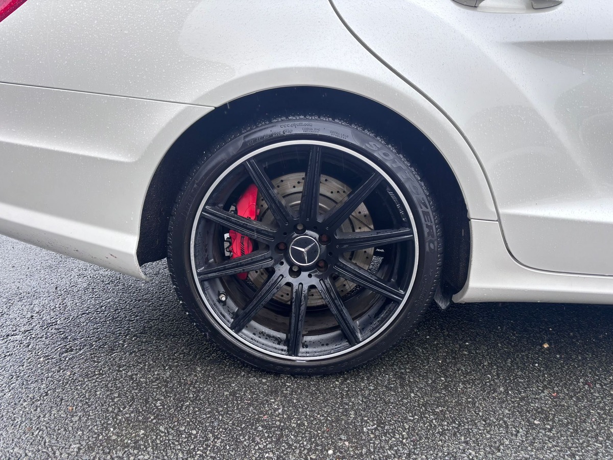 Mercedes-Benz CLS Shooting Brake 63 S AMG 585 - 4 MATIC - Garantie