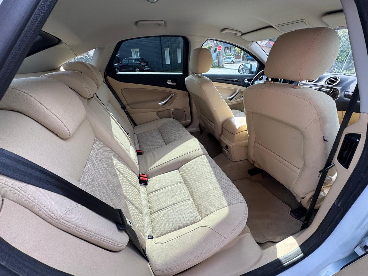 Ford Mondeo 2.0 TDCI 140cv Finition Ghia - Garantie