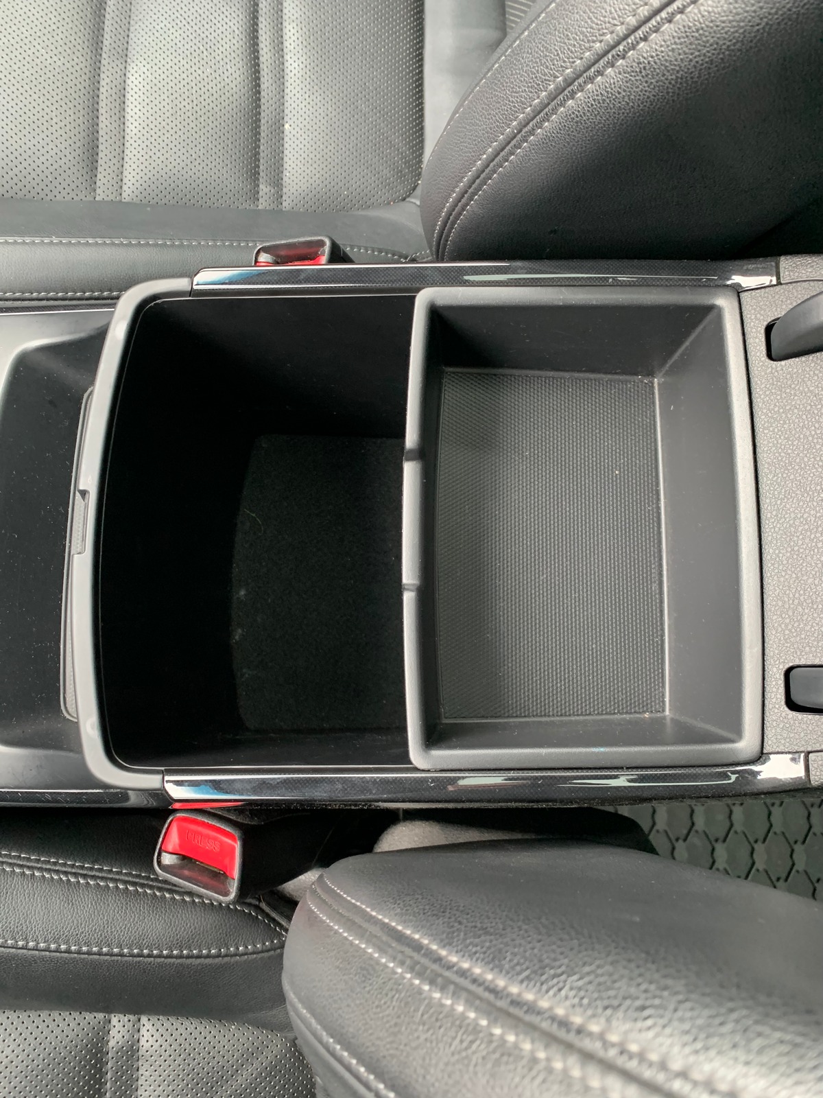 Kia Sorento 200 ch | Premium | 7 Places | AWD | Toit ouvrant panoramique | GPS | Régulateur vitesse