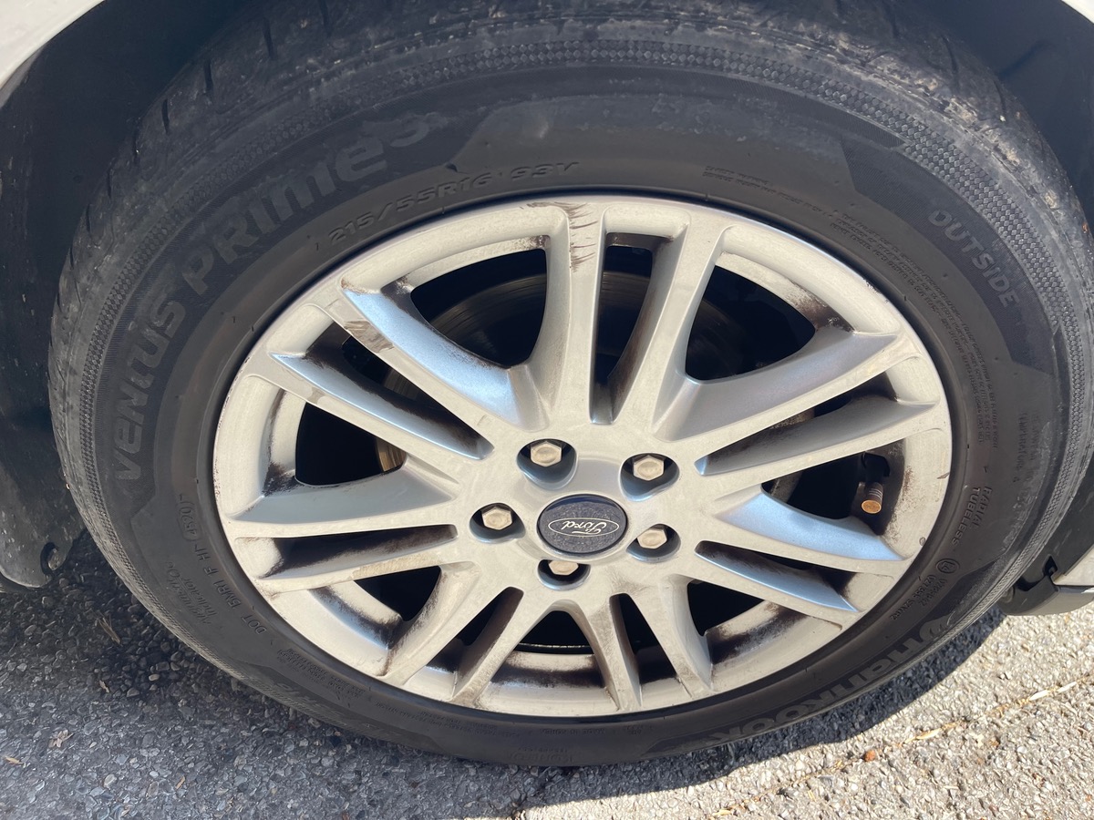 Ford Focus 1.6 T VCT 125 CV / 5 portes /Double sortie de Pot Type RS /Boite Auto