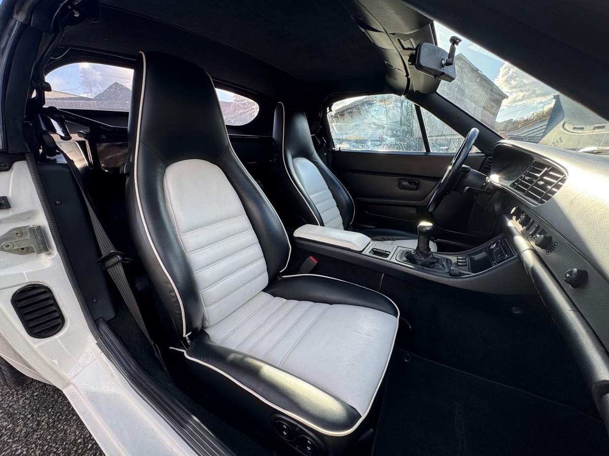 Porsche 944 TURBO CABRIOLET 2.5 250