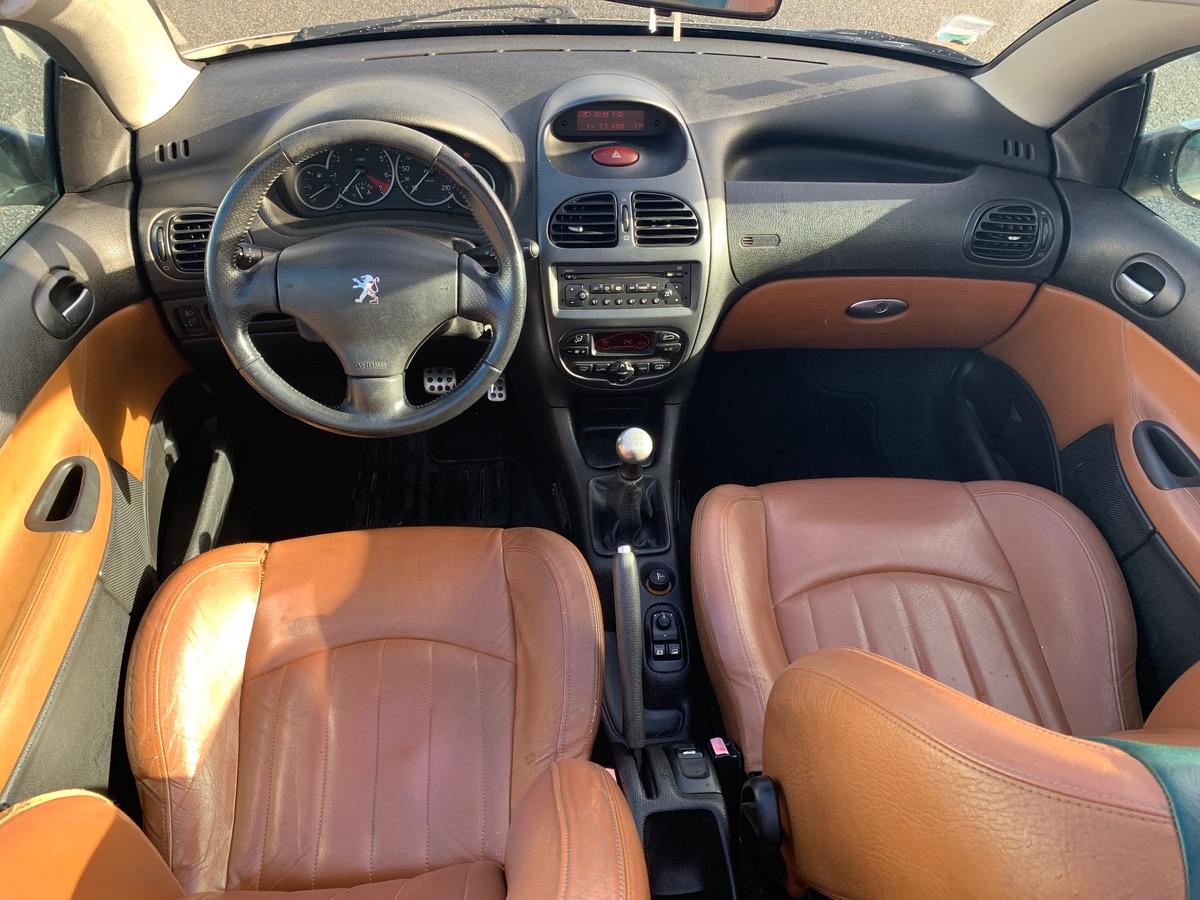 Peugeot 206 CC 136 ch | Rolland Garros | Sellerie cuir | Climatisation automatique | Jantes Alu