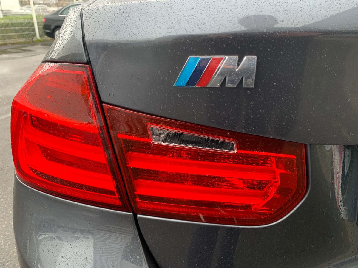 Bmw Série 3 184 | Luxury | Cuir | Radar avant arriére | Historique maintenance | Démarrage sans clé