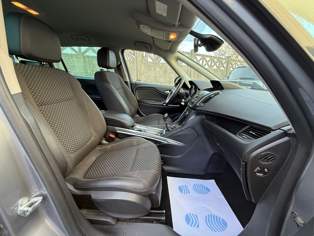 Opel Zafira Tourer 1.6 CDTI 136 CV COSMOS 7 plases