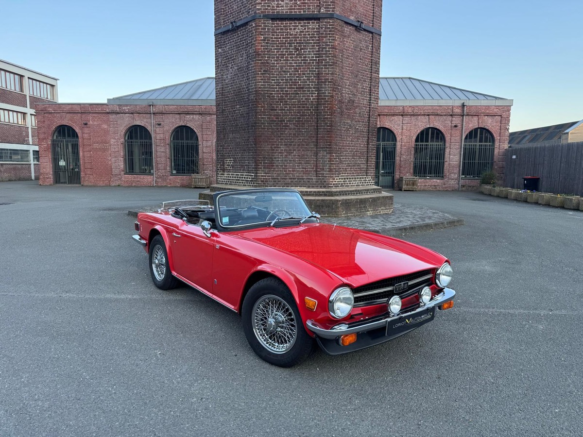 Triumph TR 6 Overdrive cabriolet 1976 - conduite à gauche