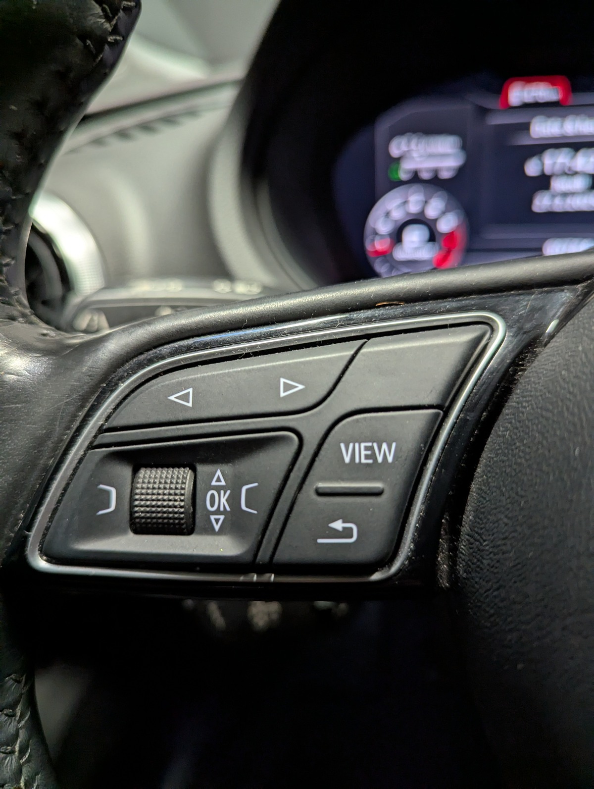 Audi A3 1.4 TFSI 150 S tronic 7 Design Luxe LIMOUSINE SEDAN