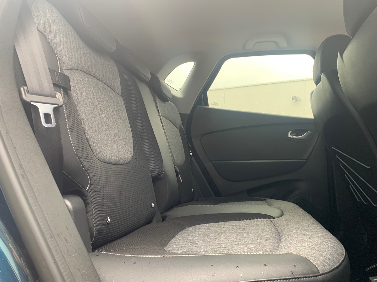 RENAULT Captur 90 ch | Intens | Pack City Plus | Roue secours galette | GPS | Système accès sans clé