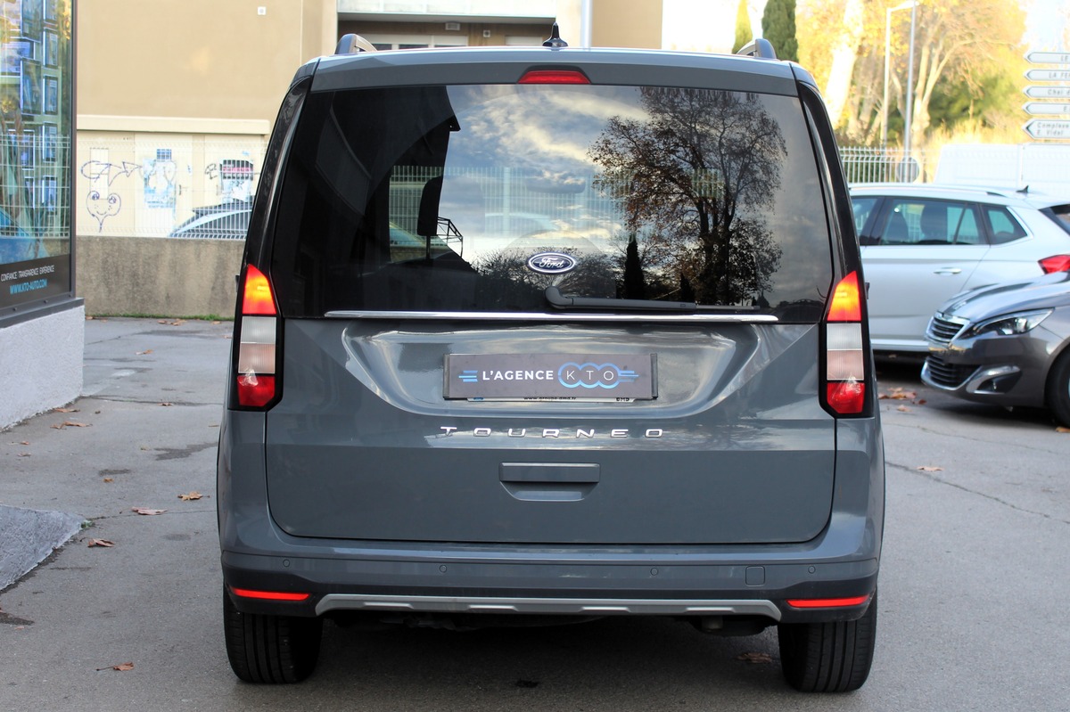 Ford Tourneo CONNECT III 2.0 ECOBLUE 122 ch  ACTIVE DSG 7 - 5 PLACES + CARPLAY