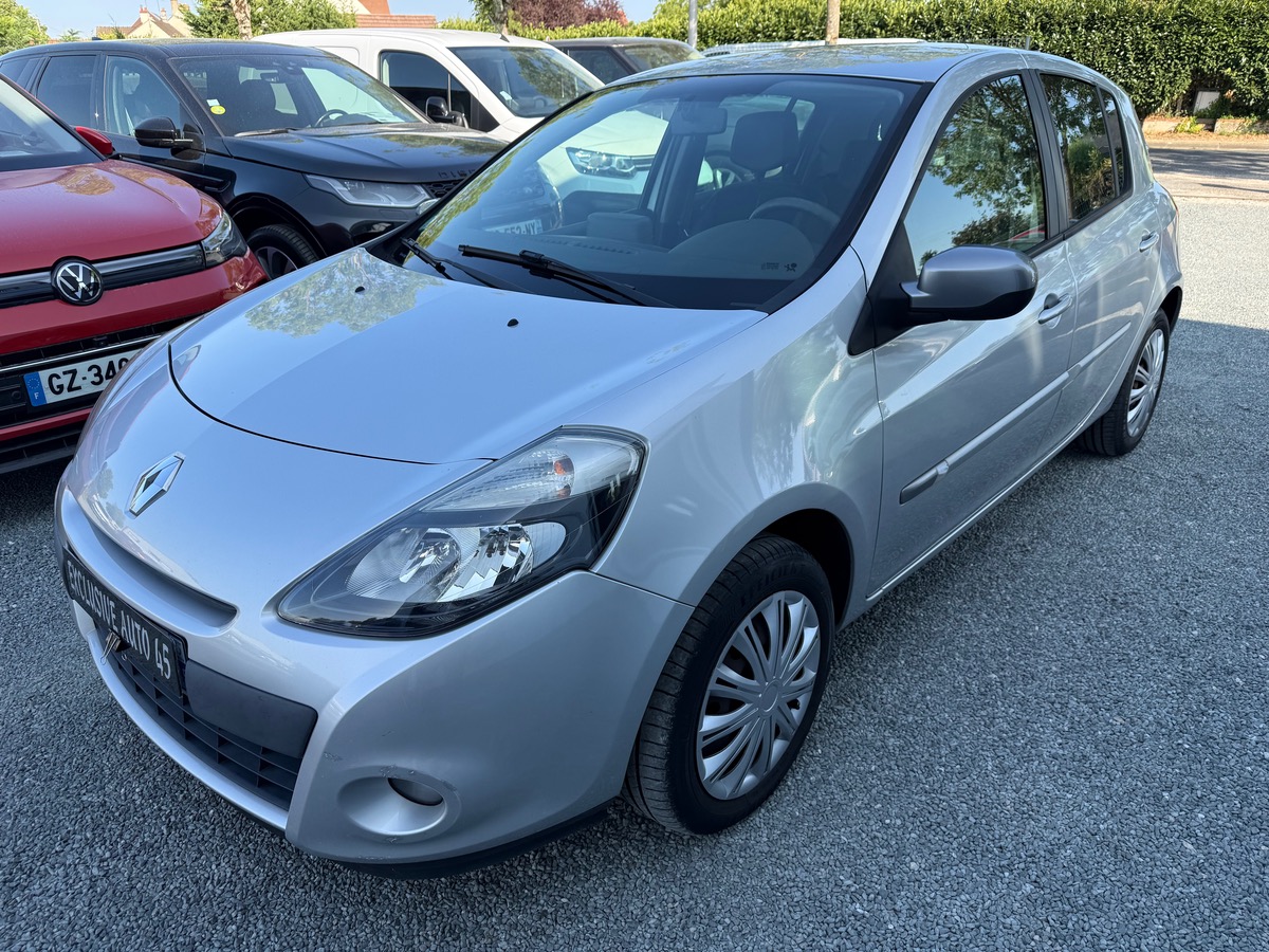 RENAULT Clio