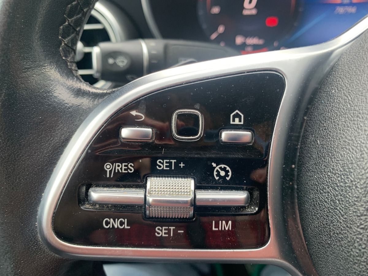 Mercedes-Benz Classe C IV (2) 200 Amg Line | 184 ch |  9G-TRONIC | Caméra recul | Sièges avant sport