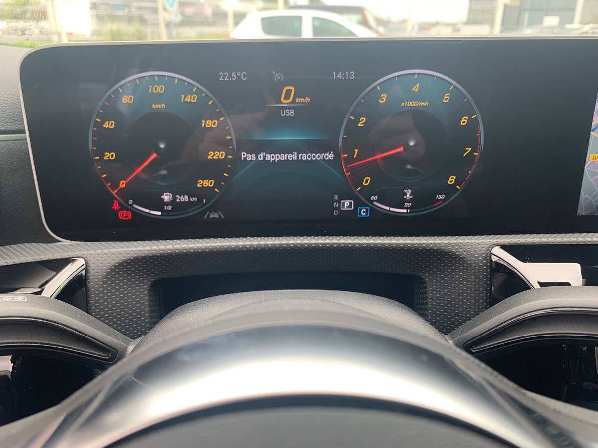 Mercedes-Benz Classe A 225 ch | AMG LINE | Toit ouvrant panoramique | Eclairage d'Ambiance | 4 MATIC