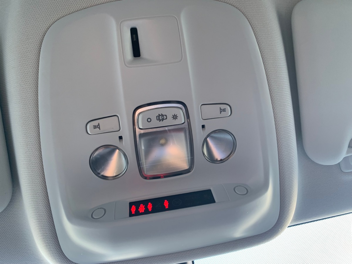 Peugeot 308 SW 100 ch | Allure | Caméra recul | GPS | Régulateur de vitesse adapatatif | Bluetooth