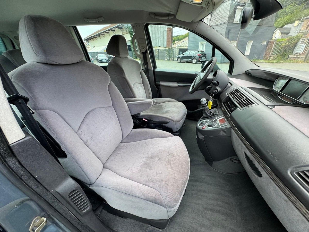 Citroën C8 2.0 HDI 120- 7 Places- Distribution neuve