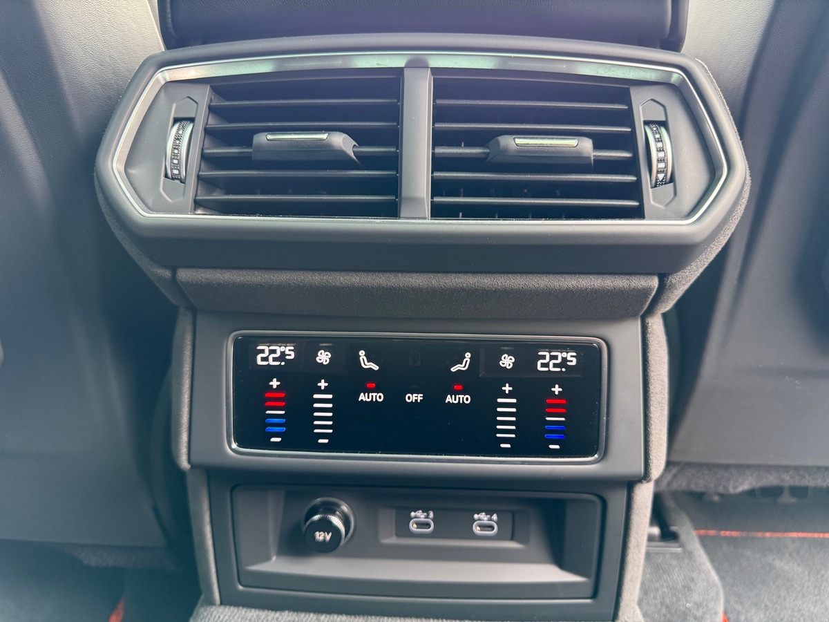 Lamborghini Urus 4.0 V8 800 CH SE / 1ERE MAIN / 14417 KMS