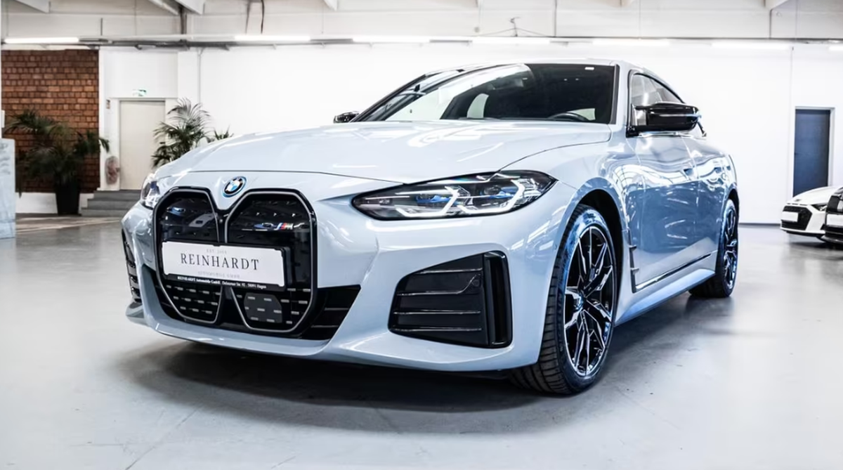 Bmw i4 M50 544ch xDrive GranCoupé Toit ouvrant Gris M Brooklyn