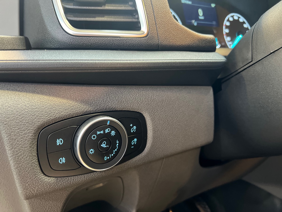 Ford Custom 6 places L1H1 Fourgon 2.0 EcoBlue 170 BVA6 + benne bois AR
