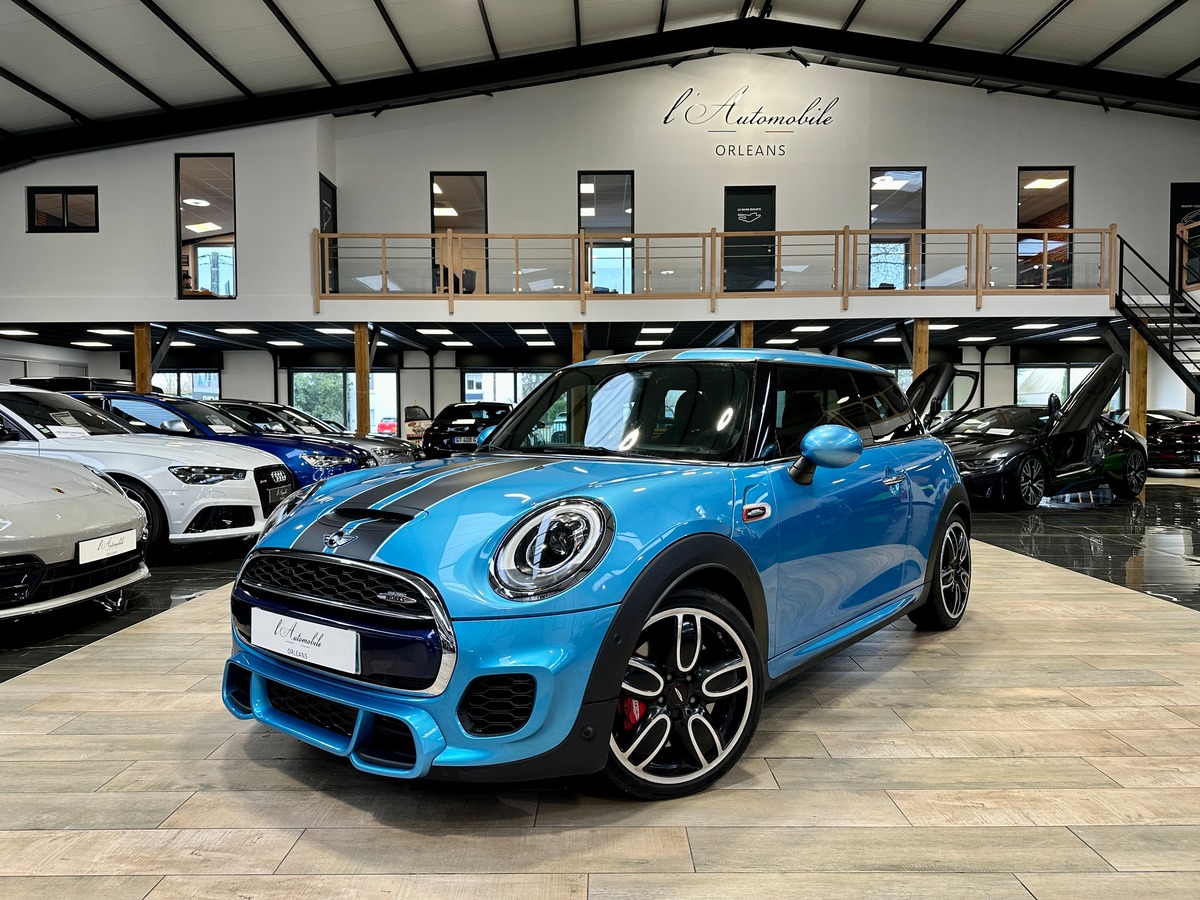 Mini Mini 3 (F56) 3 Portes JCW 2.0 231 cv Boîte auto John Cooper Works
