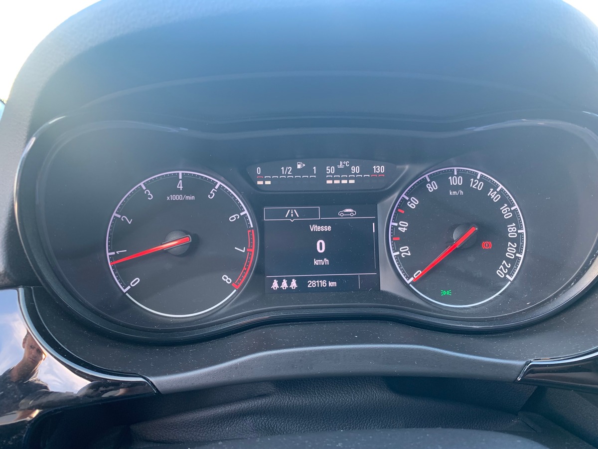 Opel Corsa 90 ch | Active | Apple car play | Régulateur de vitesse | Climatisation | Radar de recul