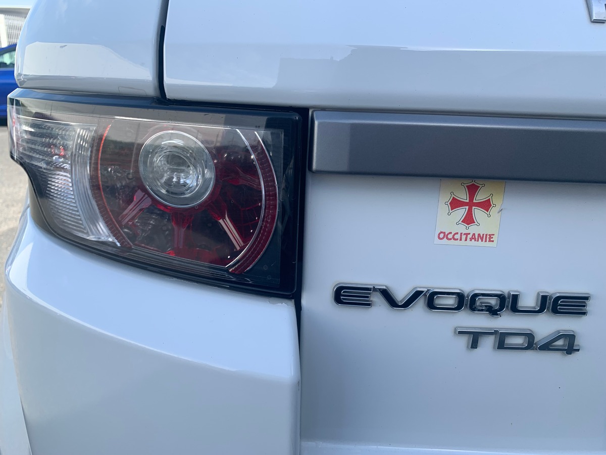 Land-Rover Range Rover Evoque 150 chevaux | Caméra de recul | Cuir | Attelage | Audio MERIDIAN