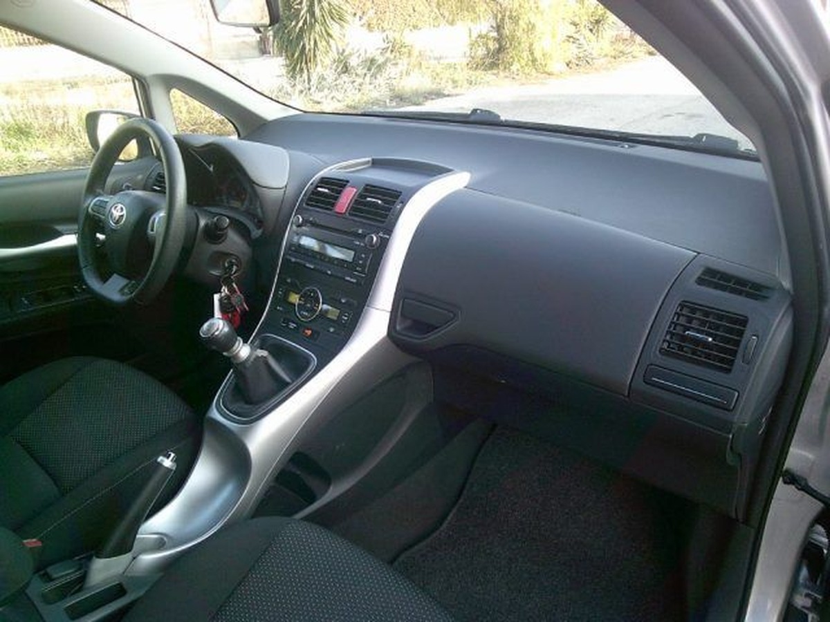 Toyota Auris 1.4 D Active