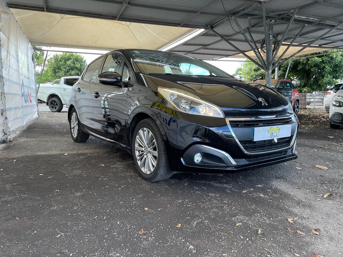 Peugeot 208 1.6 bluehdi - 75ch