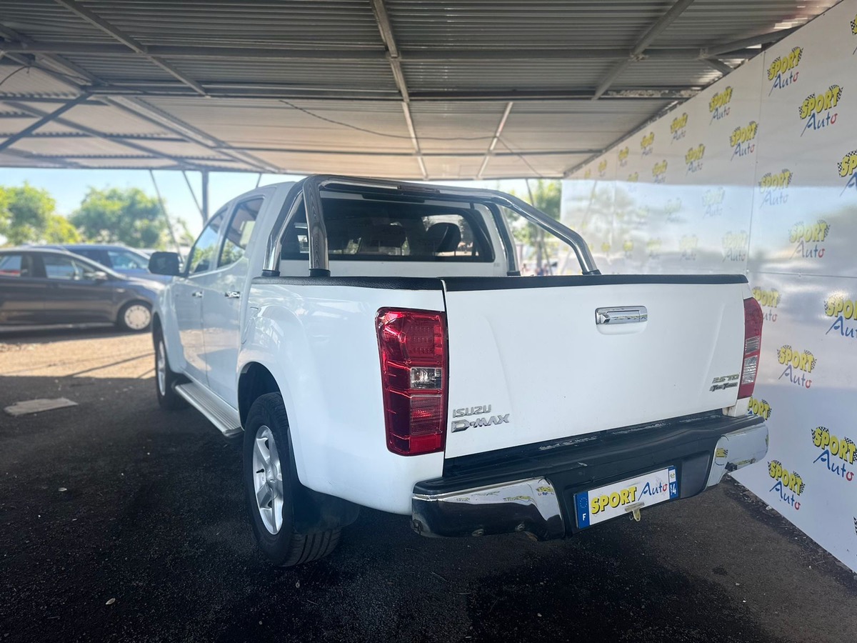 Isuzu D-max 2014 2.5L 164CH  DOUBLE CABINE  X SPORT AUTO X