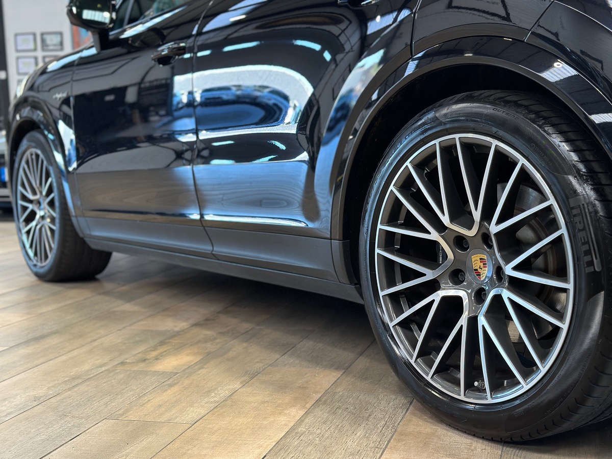 Porsche Cayenne Coupé e-Hybrid 462 cv - 1ère Main FR / Suivi Full CP