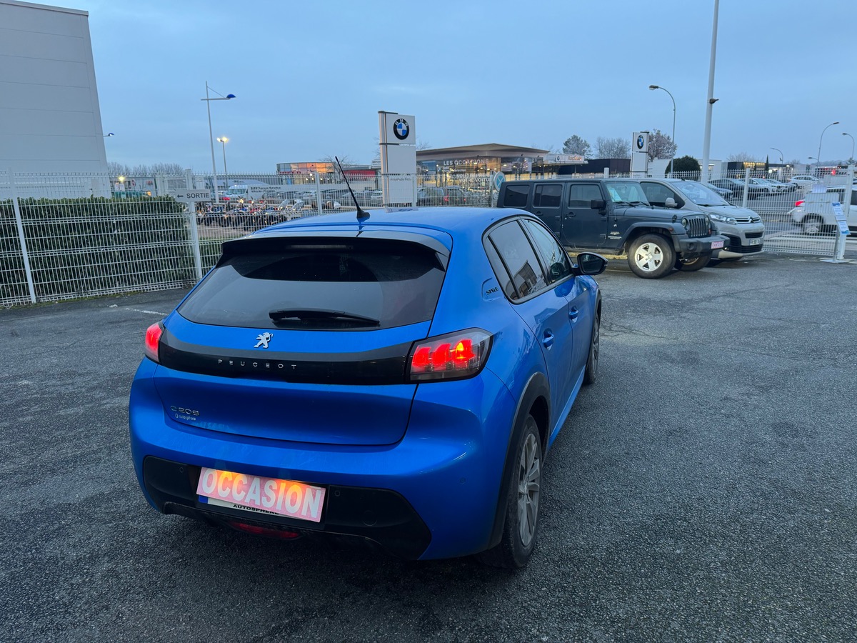 Peugeot 208 136 ch | Style | Démarrage sans clé | Régulateur de vitesse | Peugeot i-Cockpit