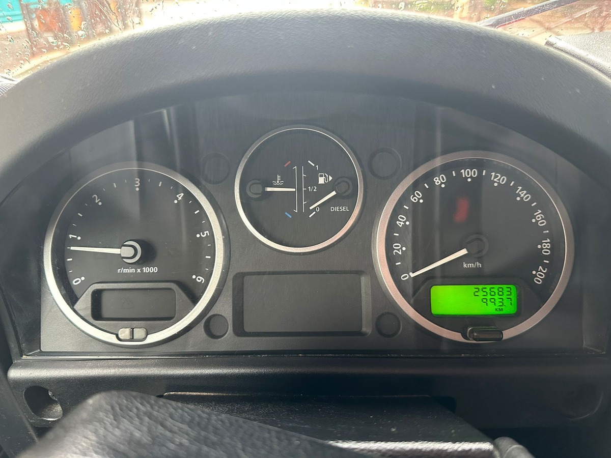 Land-Rover Defender 3 2.2 122 PICK UP MARK V