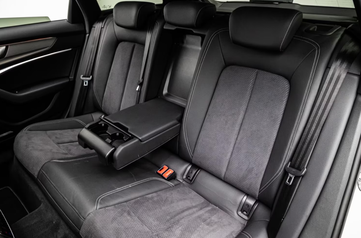 Audi A6 Avant 55 TFSI e 367ch Compétition quattro S tronic 7/VO allemand/Bang&Olufsen/Toit ouvrant