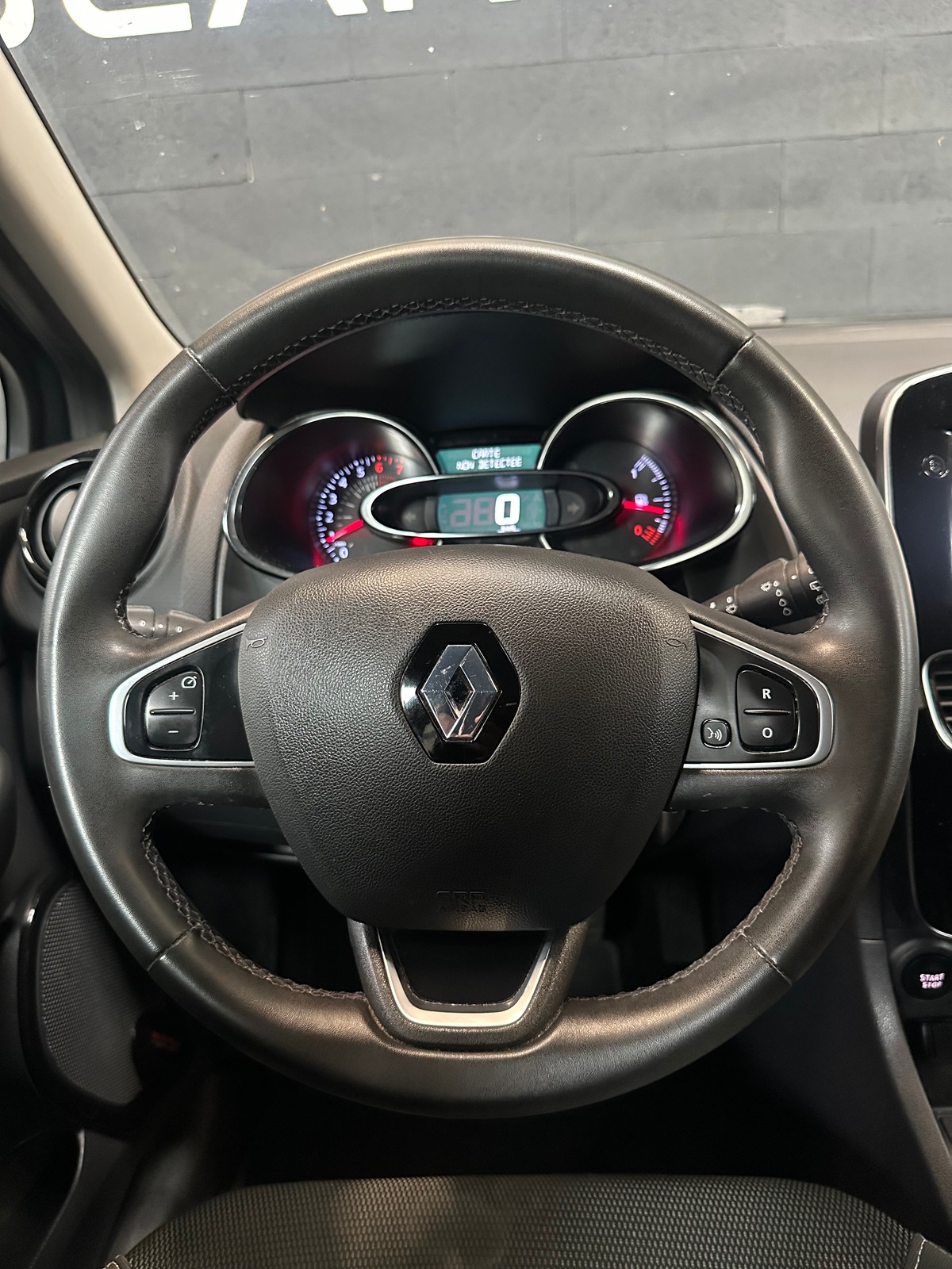 RENAULT Clio 4 0.9 TCE 75 CV LIMITED