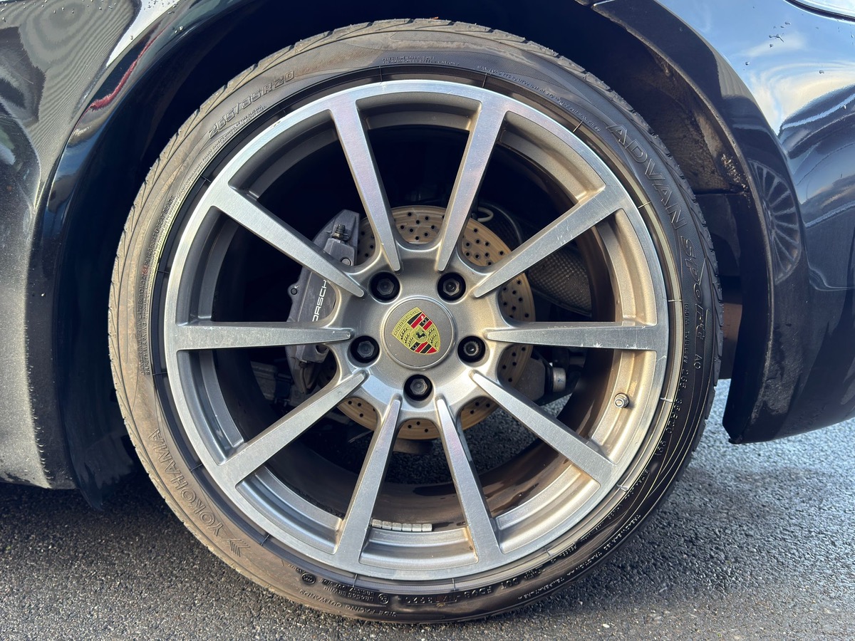 Porsche 718 2.0 PDK 300ch Boxster