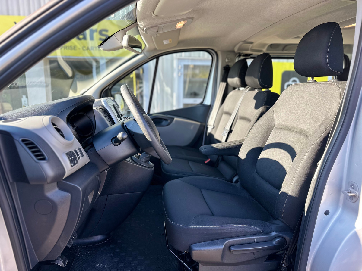 RENAULT Trafic Combi L1 1.6 dCi Energy 125 cv - CAMERA DE RECUL - CLIMATISATION - ECRAN AUTORADIO